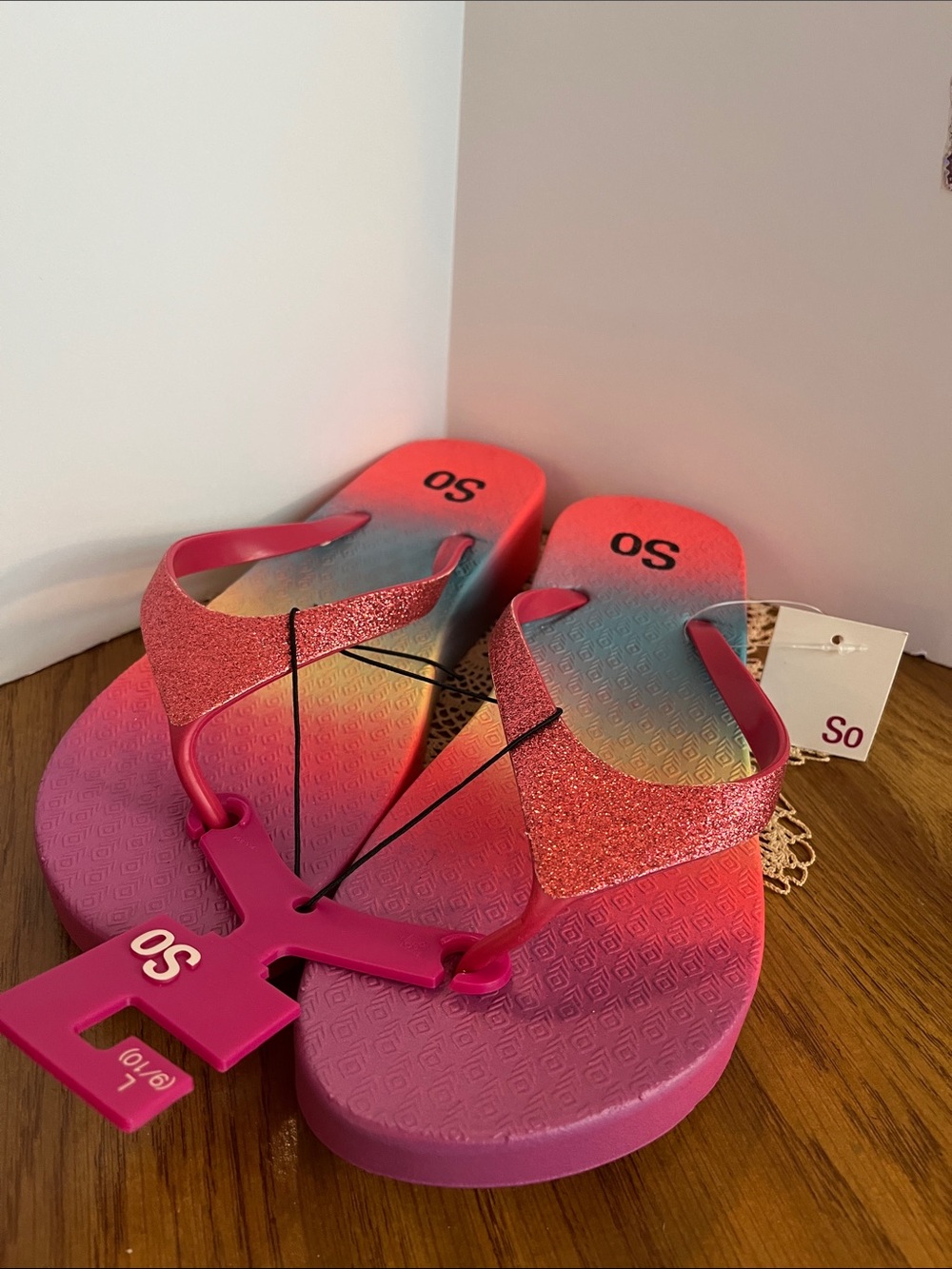 SO Gradient Pink Coral Flip Flops with Glitter Straps 9-10